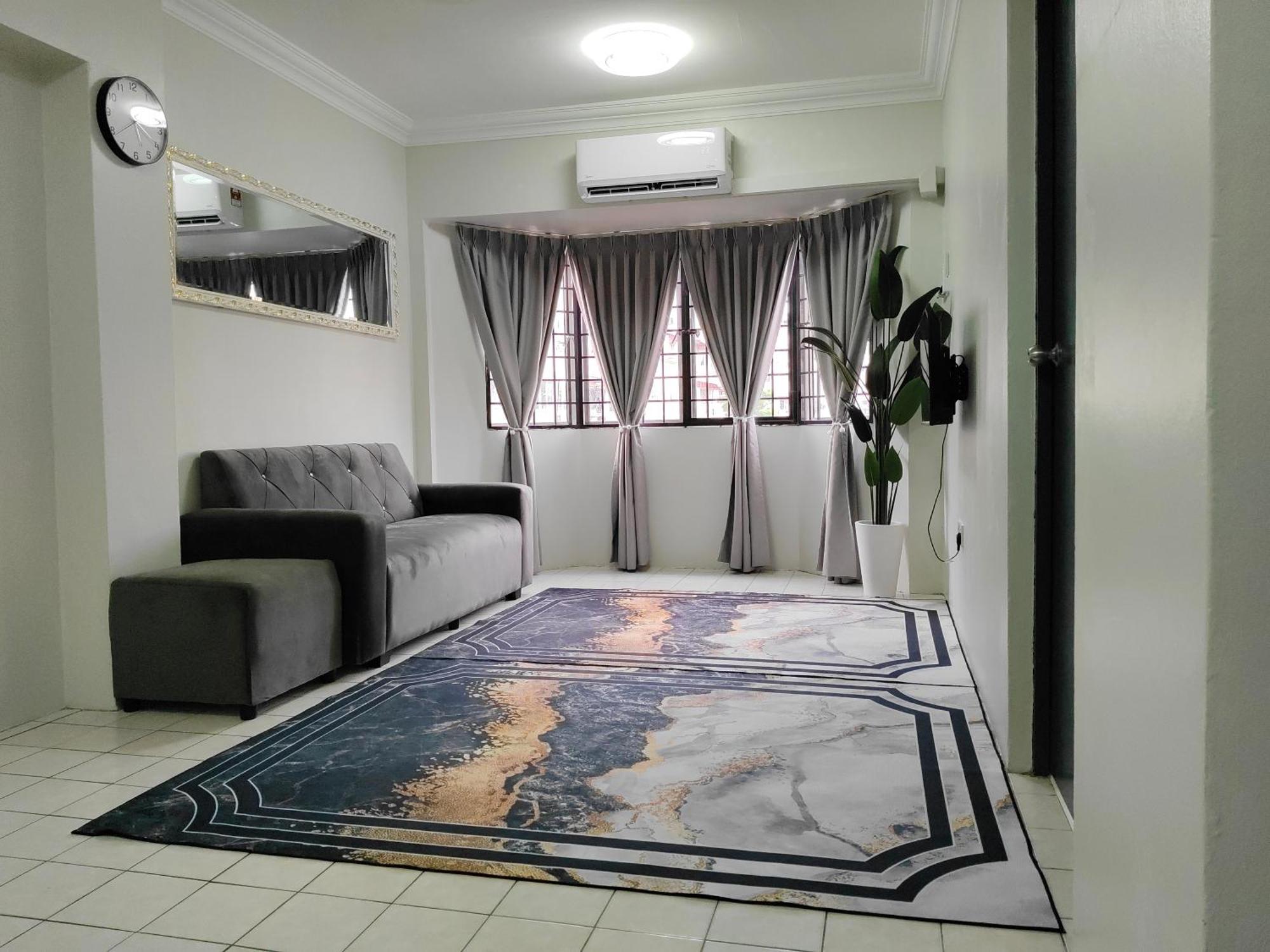 Nur Homestay Permai Damansara Damai Petaling Jaya Exterior photo